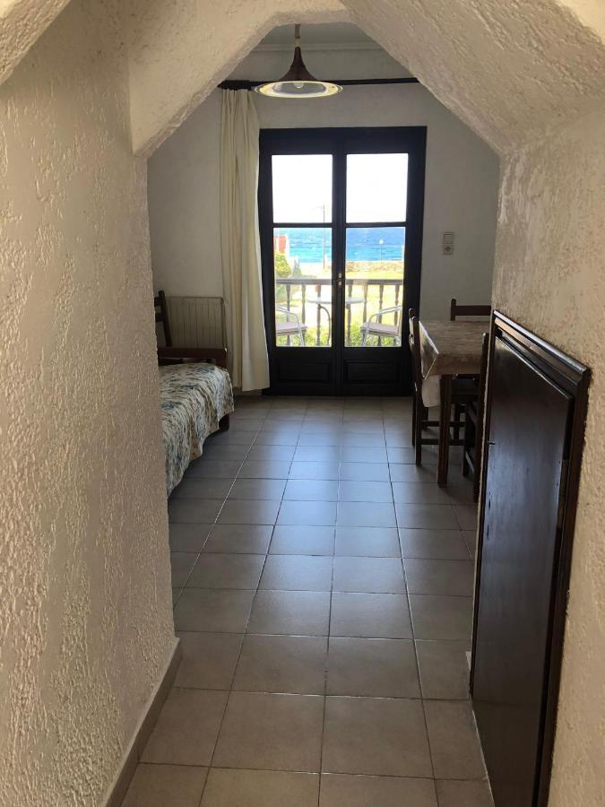 Hotel Apartment Agios Konstantinos Екстер'єр фото