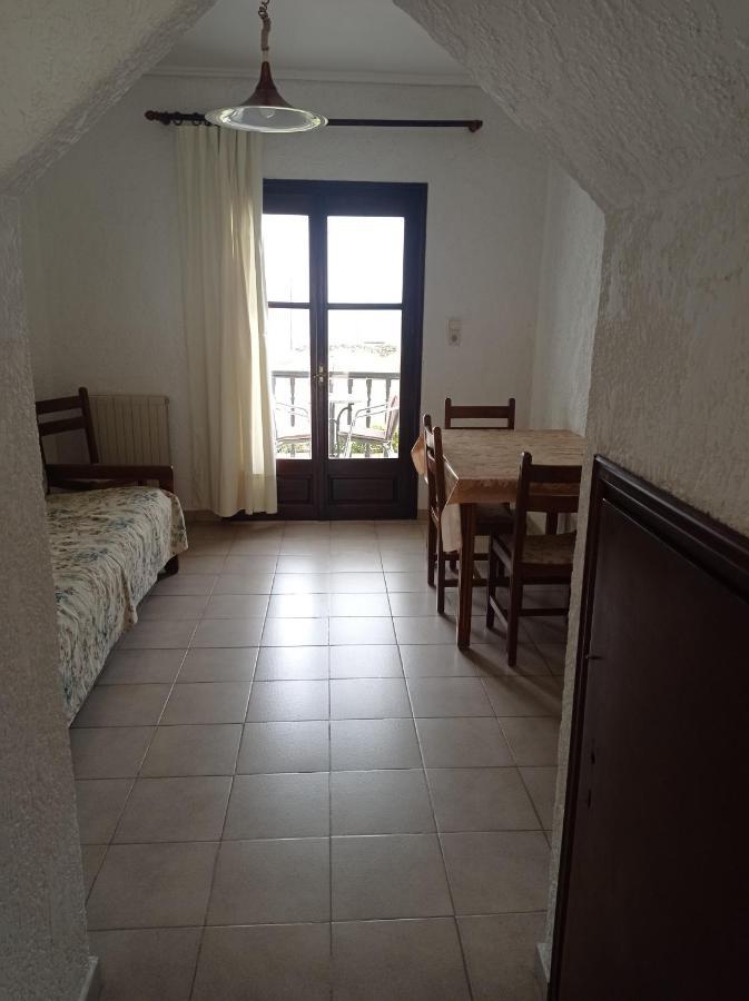 Hotel Apartment Agios Konstantinos Екстер'єр фото