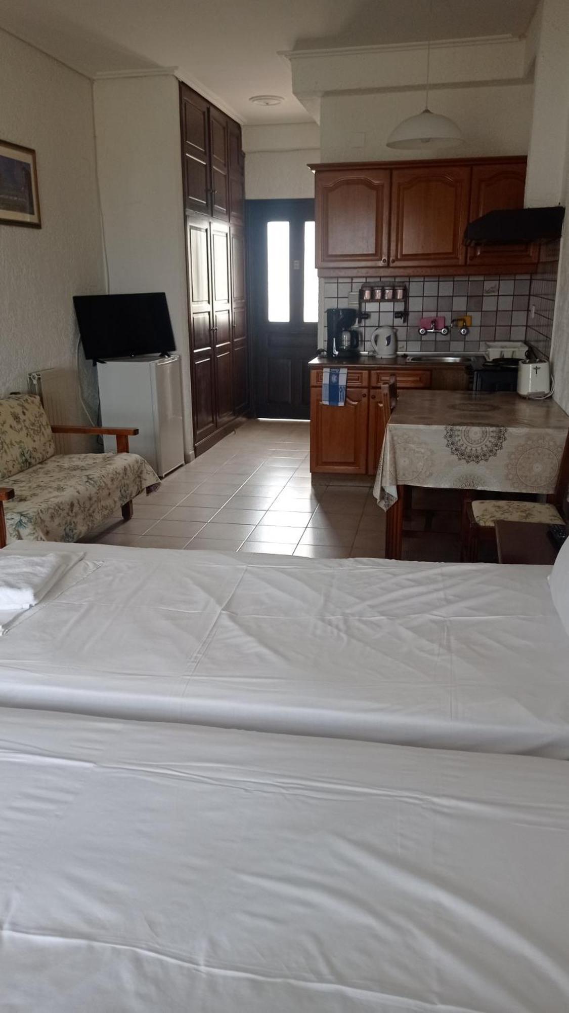 Hotel Apartment Agios Konstantinos Екстер'єр фото